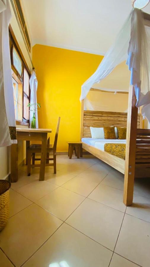 Bed and Breakfast Buutu Nest Джінджа Екстер'єр фото